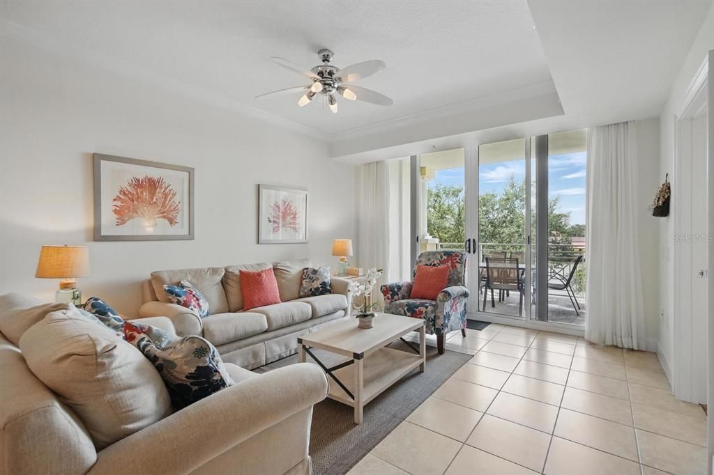 En Venta: $350,000 (2 camas, 2 baños, 1351 Pies cuadrados)