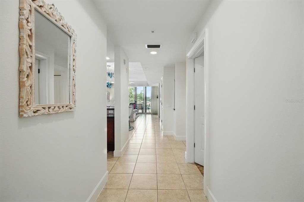 En Venta: $350,000 (2 camas, 2 baños, 1351 Pies cuadrados)