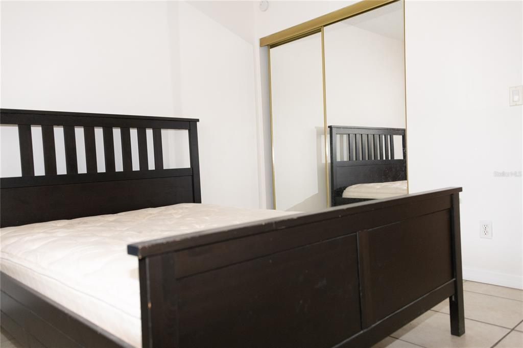 En Venta: $112,000 (2 camas, 2 baños, 975 Pies cuadrados)