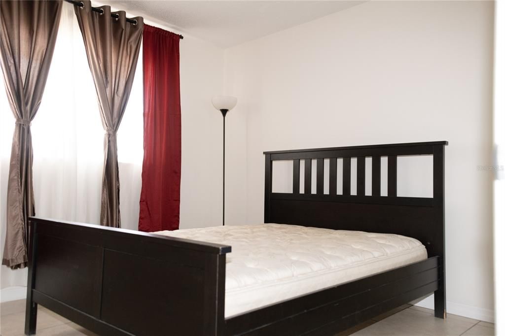 En Venta: $112,000 (2 camas, 2 baños, 975 Pies cuadrados)