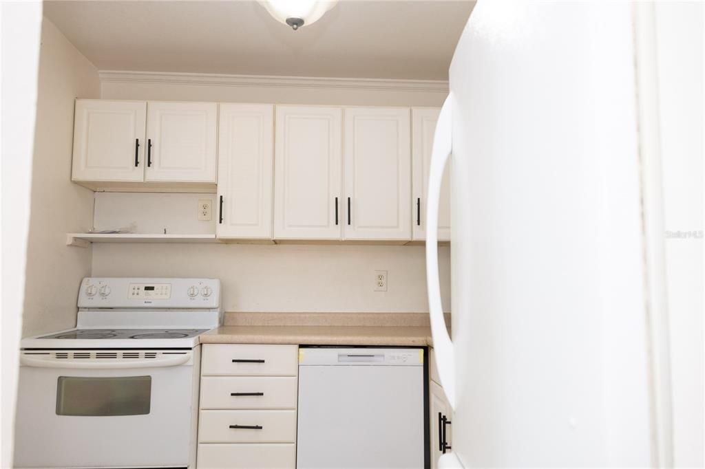 En Venta: $112,000 (2 camas, 2 baños, 975 Pies cuadrados)