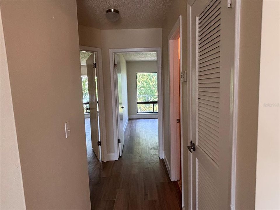 Activo con contrato: $105,000 (2 camas, 2 baños, 976 Pies cuadrados)