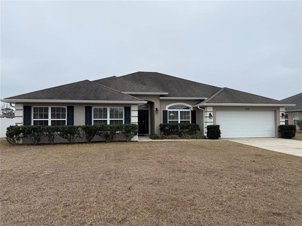 Vendido Recientemente: $439,000 (4 camas, 3 baños, 3065 Pies cuadrados)