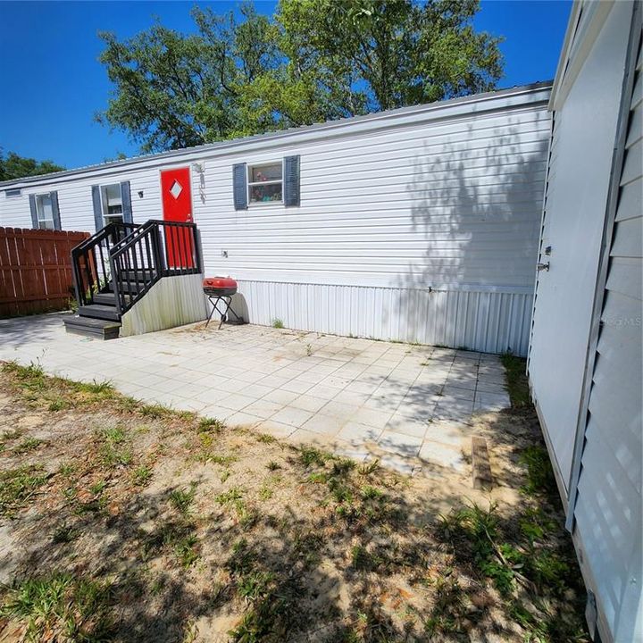 待售: $115,000 (2 贝兹, 2 浴室, 924 平方英尺)