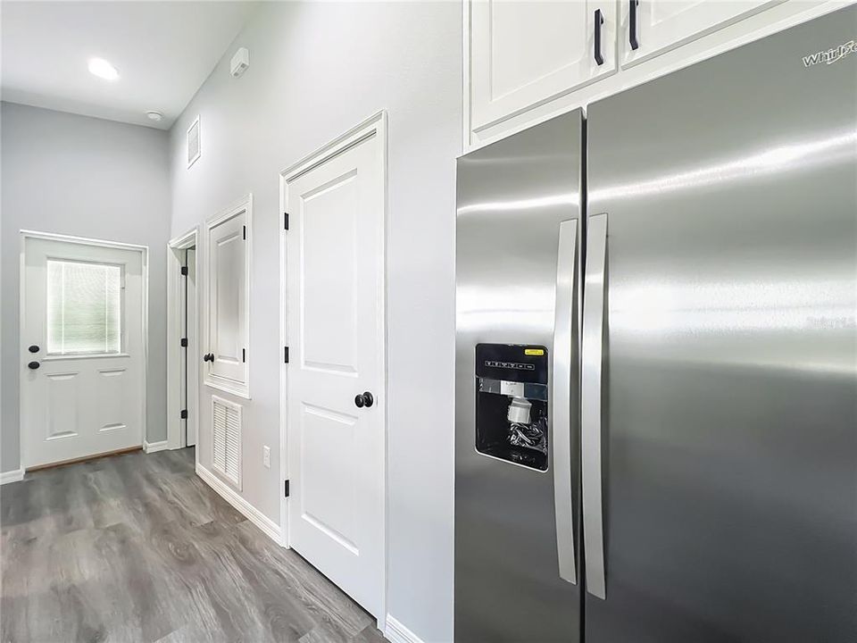 En Venta: $279,900 (3 camas, 2 baños, 1561 Pies cuadrados)