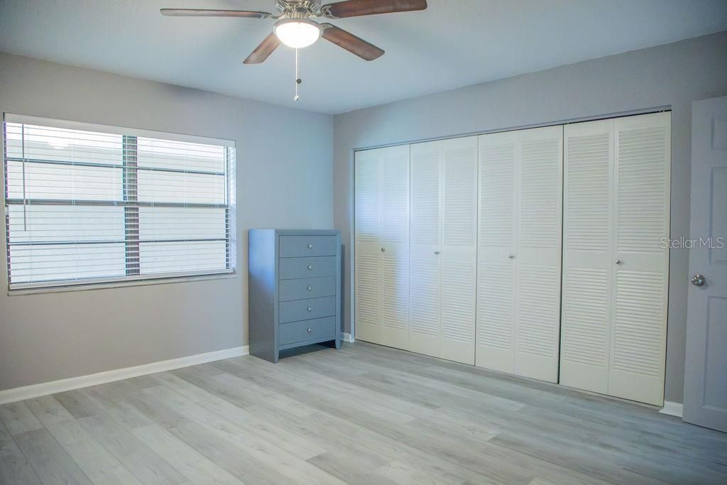 待售: $89,900 (2 贝兹, 2 浴室, 1085 平方英尺)