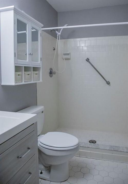 待售: $89,900 (2 贝兹, 2 浴室, 1085 平方英尺)