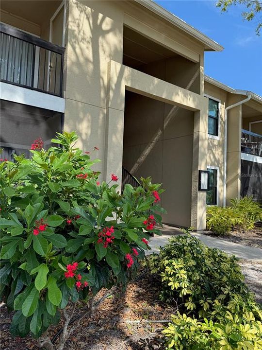 Recently Sold: $169,900 (1 beds, 1 baths, 688 Square Feet)