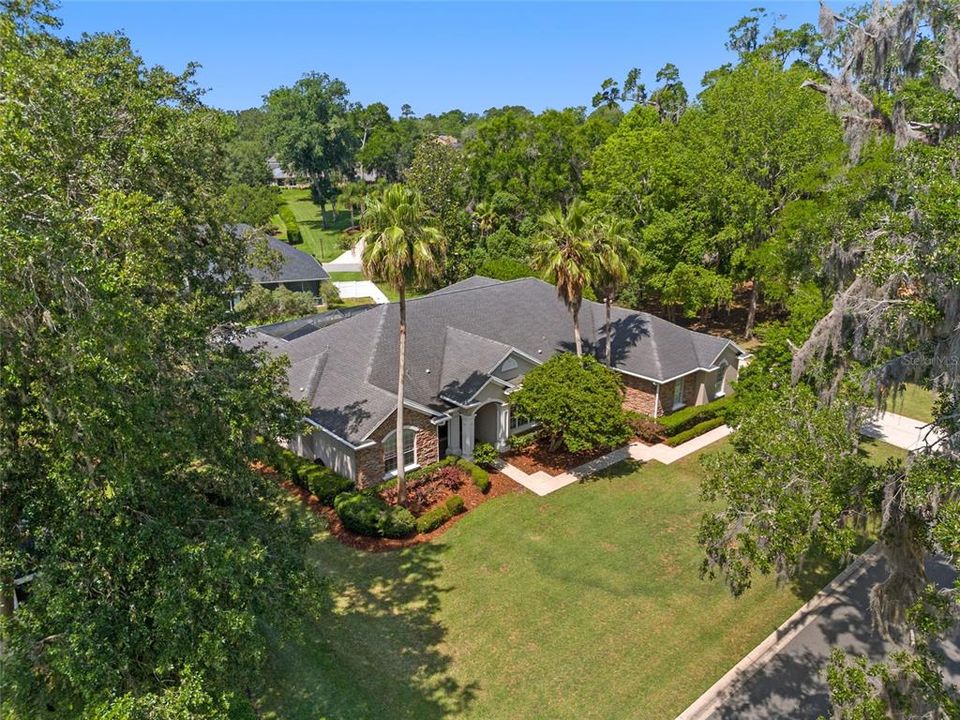 合同活跃: $759,999 (4 贝兹, 2 浴室, 3472 平方英尺)