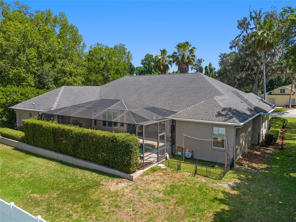 合同活跃: $759,999 (4 贝兹, 2 浴室, 3472 平方英尺)