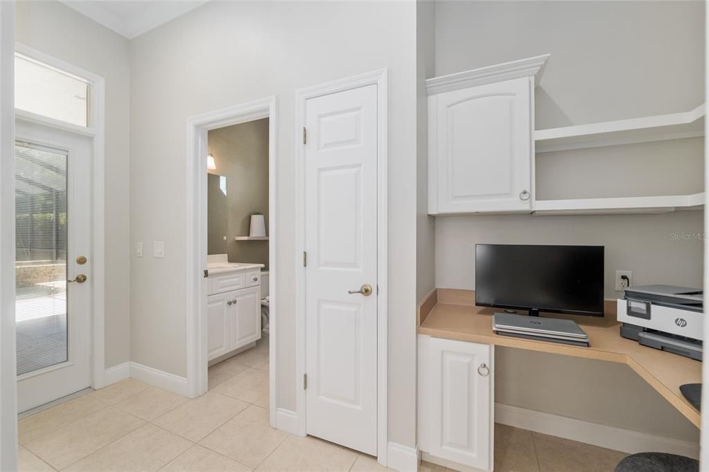 合同活跃: $759,999 (4 贝兹, 2 浴室, 3472 平方英尺)