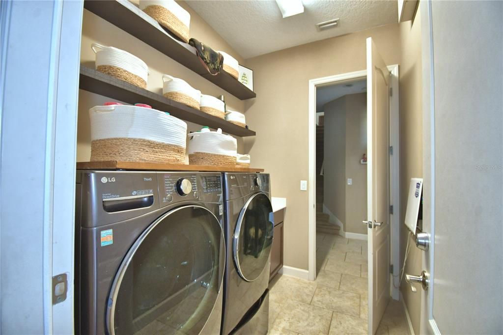 待售: $745,000 (5 贝兹, 4 浴室, 2982 平方英尺)