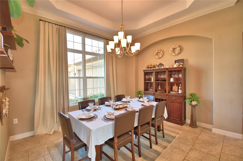 待售: $745,000 (5 贝兹, 4 浴室, 2982 平方英尺)