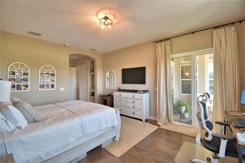 待售: $745,000 (5 贝兹, 4 浴室, 2982 平方英尺)