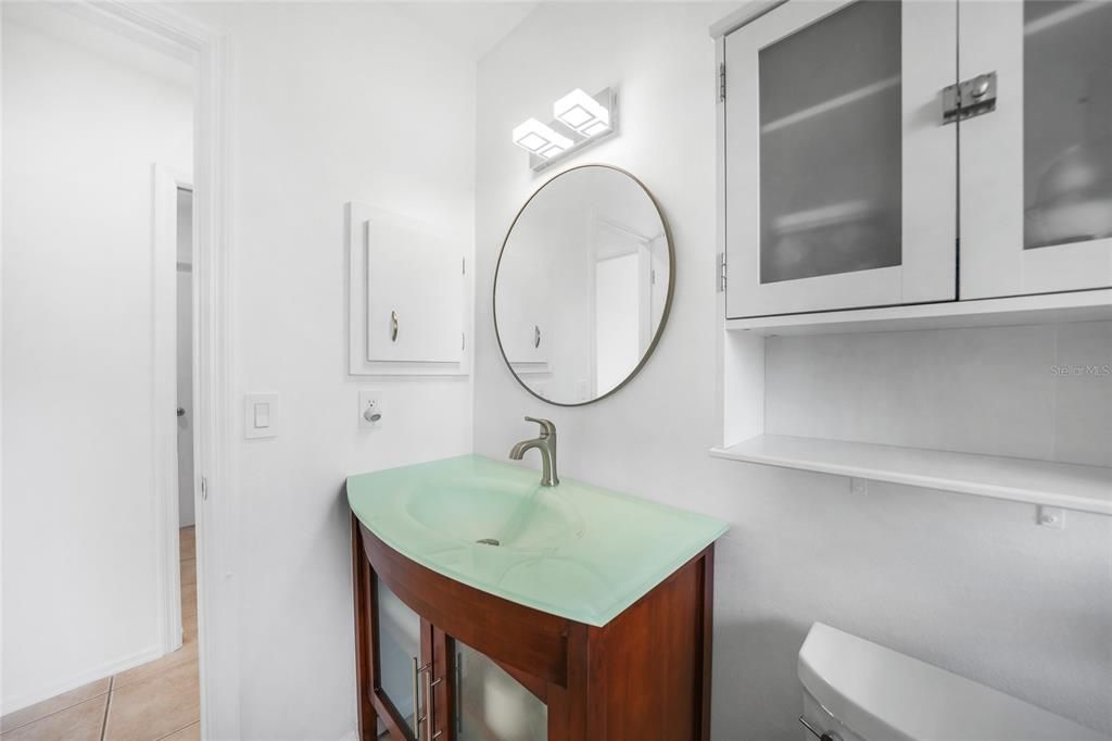 For Sale: $283,900 (2 beds, 2 baths, 1317 Square Feet)