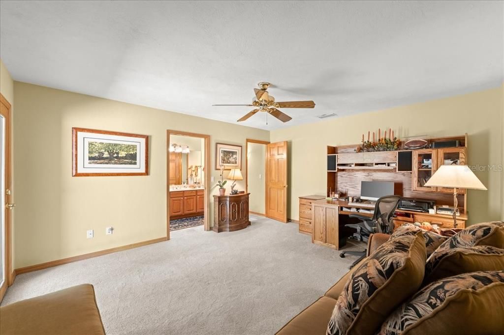 На продажу: $1,100,000 (3 спален, 3 ванн, 3028 Квадратных фут)