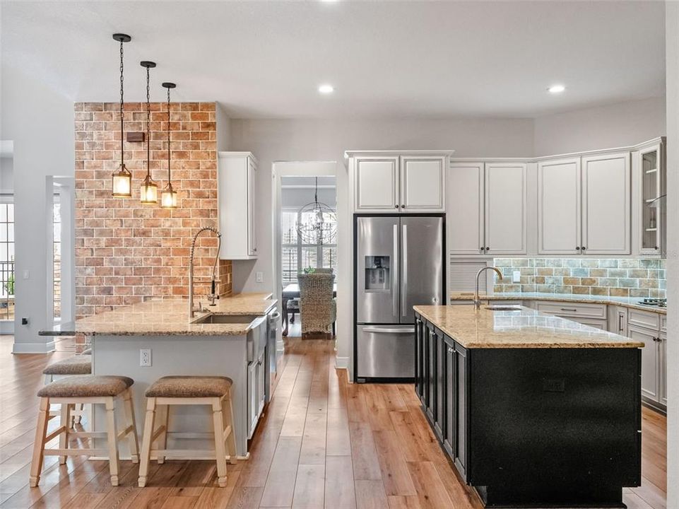 待售: $1,995,000 (6 贝兹, 7 浴室, 5768 平方英尺)