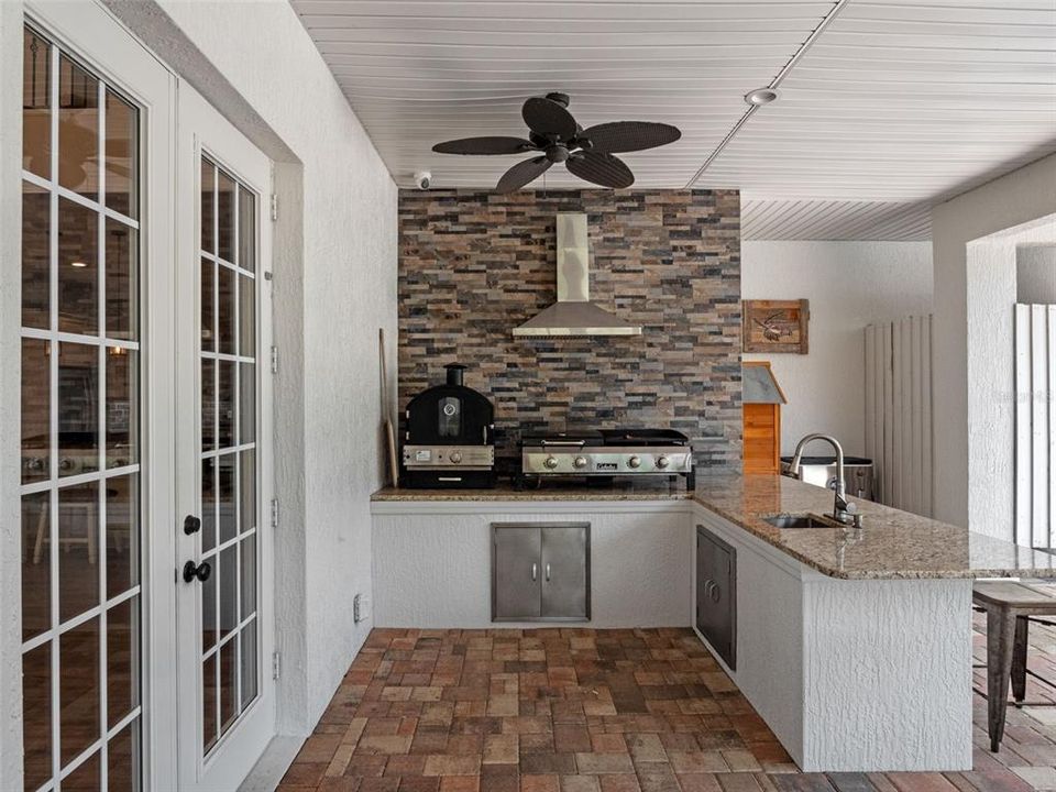 待售: $1,995,000 (6 贝兹, 7 浴室, 5768 平方英尺)