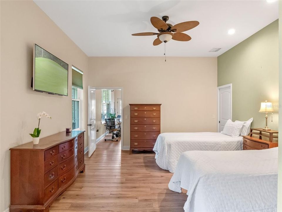 待售: $1,995,000 (6 贝兹, 7 浴室, 5768 平方英尺)