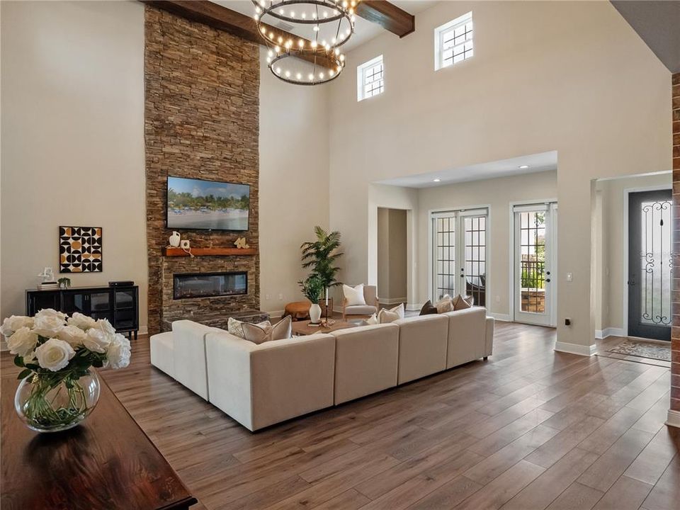 待售: $1,995,000 (6 贝兹, 7 浴室, 5768 平方英尺)