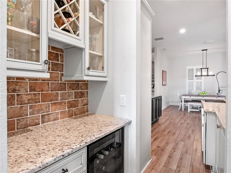 待售: $1,995,000 (6 贝兹, 7 浴室, 5768 平方英尺)