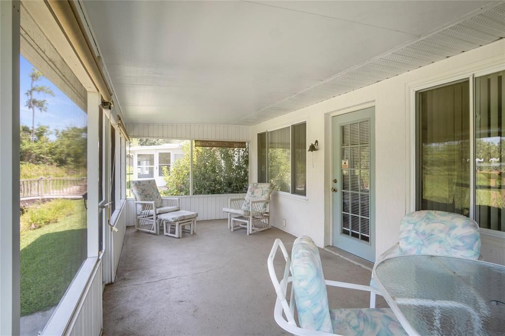 合同活跃: $199,900 (2 贝兹, 2 浴室, 1431 平方英尺)