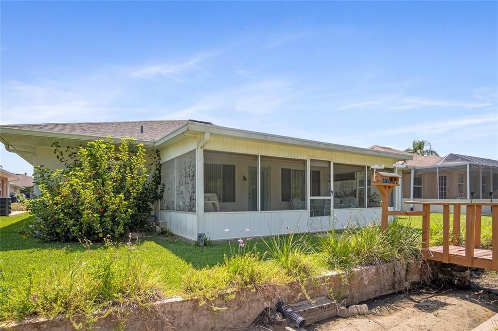 合同活跃: $199,900 (2 贝兹, 2 浴室, 1431 平方英尺)