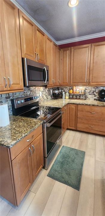 For Rent: $2,750 (3 beds, 2 baths, 2780 Square Feet)