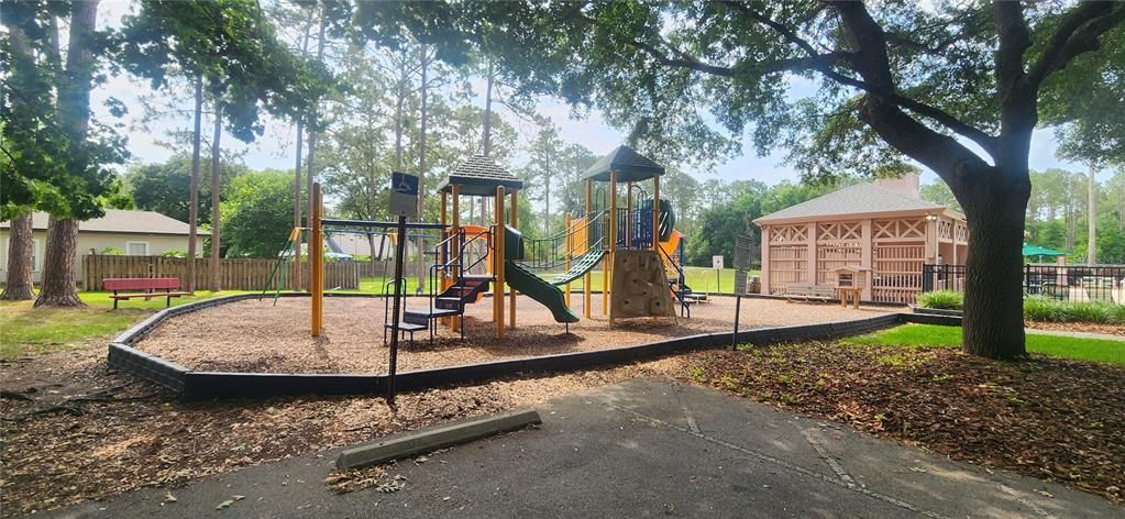 For Rent: $2,750 (3 beds, 2 baths, 2780 Square Feet)