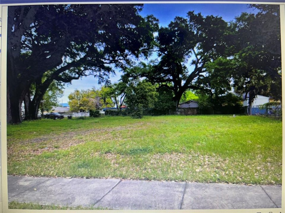 Vendido Recientemente: $99,000 (0.13 acres)