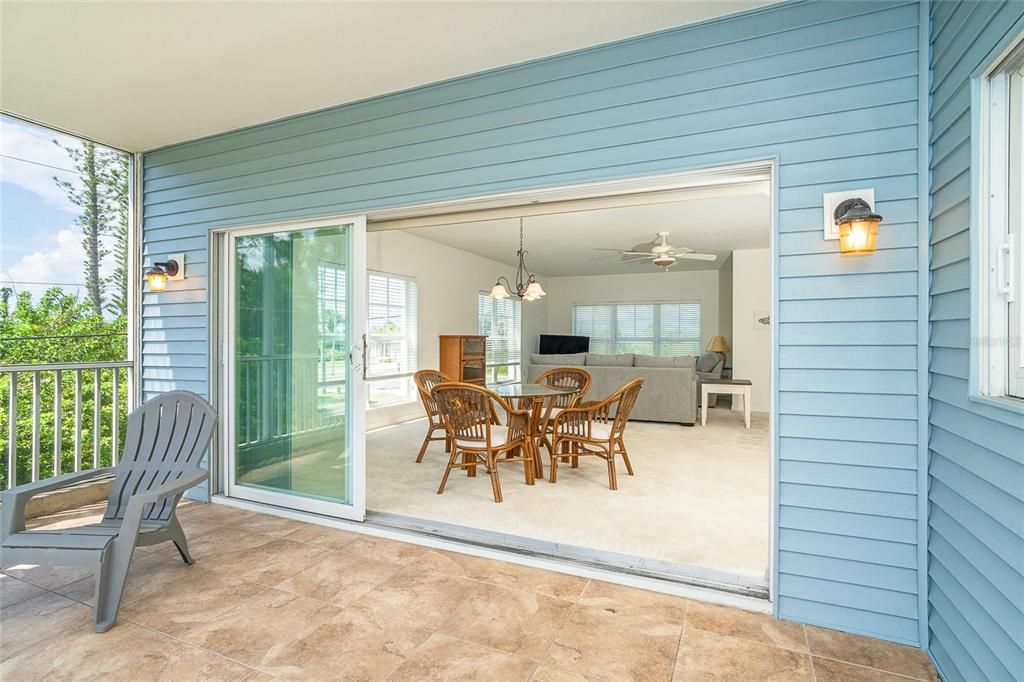 待售: $250,000 (3 贝兹, 2 浴室, 2044 平方英尺)