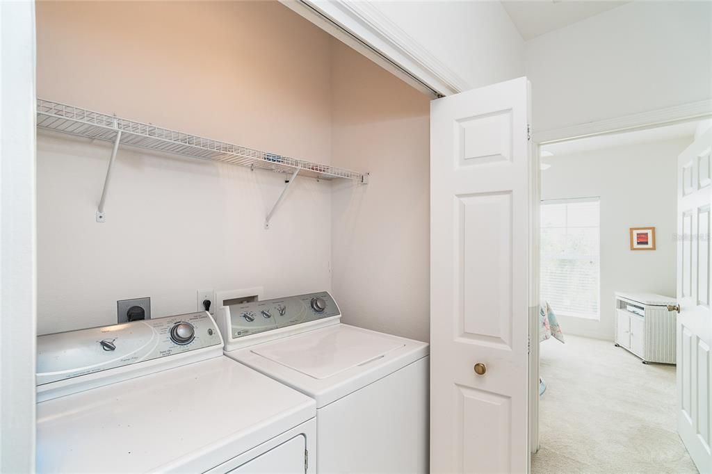 待售: $250,000 (3 贝兹, 2 浴室, 2044 平方英尺)