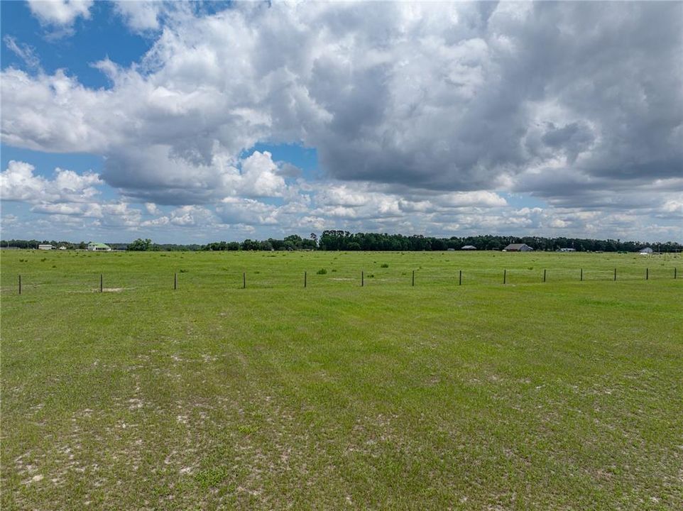 For Sale: $775,000 (5 beds, 3 baths, 3098 Square Feet)