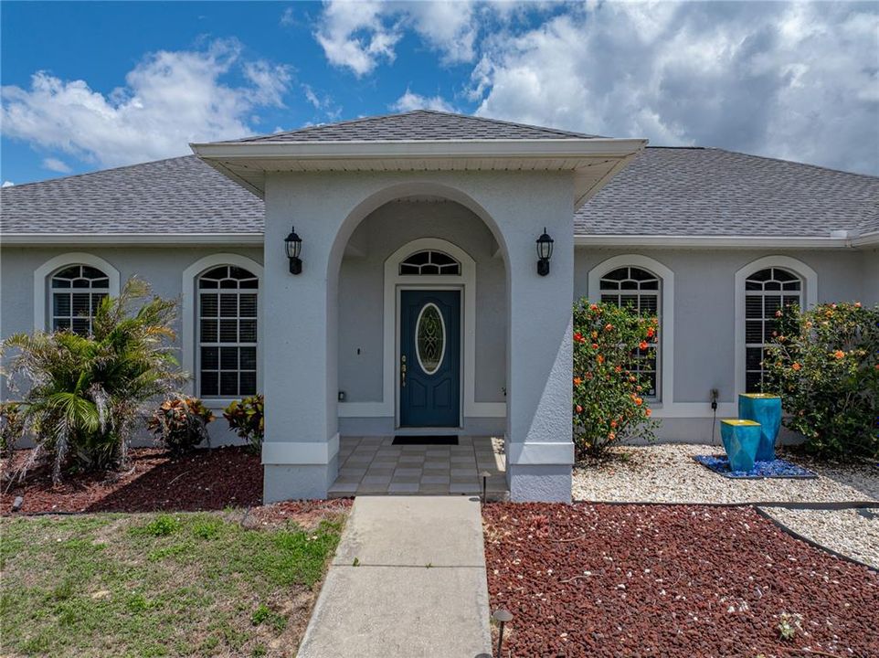 For Sale: $775,000 (5 beds, 3 baths, 3098 Square Feet)