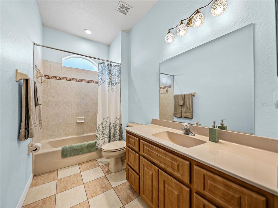 For Sale: $775,000 (5 beds, 3 baths, 3098 Square Feet)