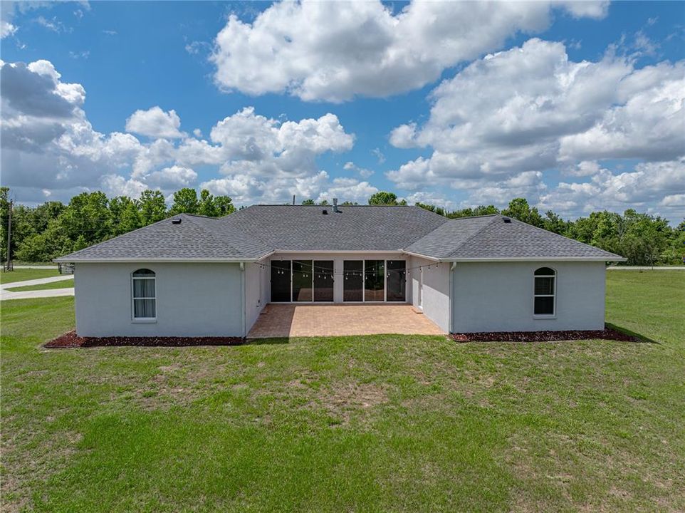 For Sale: $775,000 (5 beds, 3 baths, 3098 Square Feet)