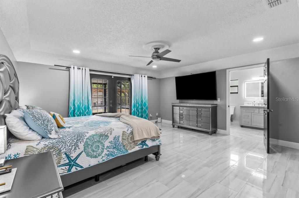 For Sale: $425,000 (3 beds, 2 baths, 1772 Square Feet)