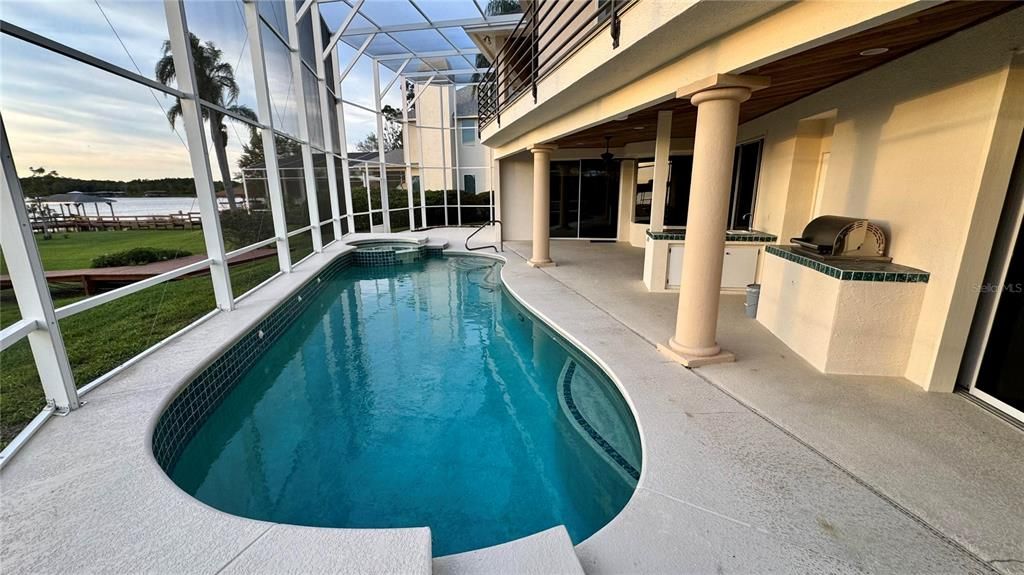 На продажу: $1,099,999 (4 спален, 3 ванн, 4733 Квадратных фут)