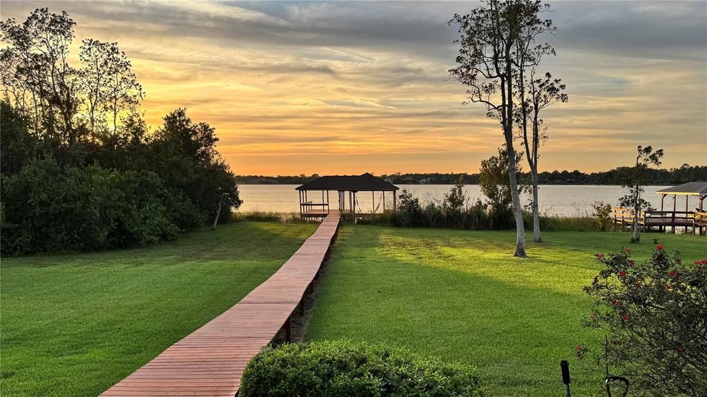 На продажу: $1,099,999 (4 спален, 3 ванн, 4733 Квадратных фут)