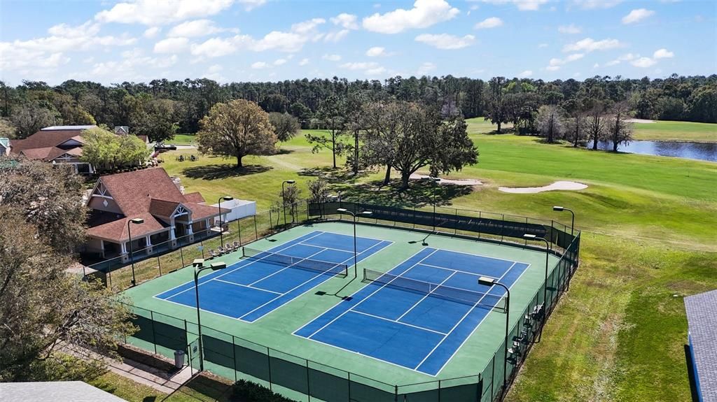 На продажу: $1,099,999 (4 спален, 3 ванн, 4733 Квадратных фут)