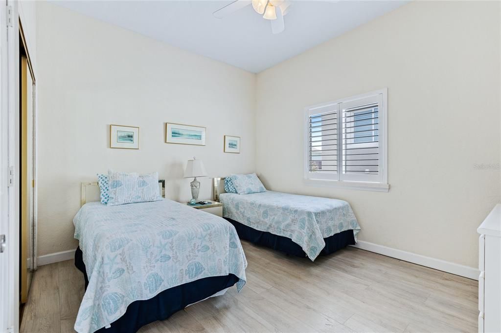 На продажу: $1,375,000 (2 спален, 2 ванн, 1120 Квадратных фут)