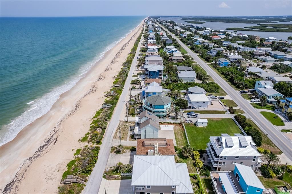 На продажу: $1,375,000 (2 спален, 2 ванн, 1120 Квадратных фут)