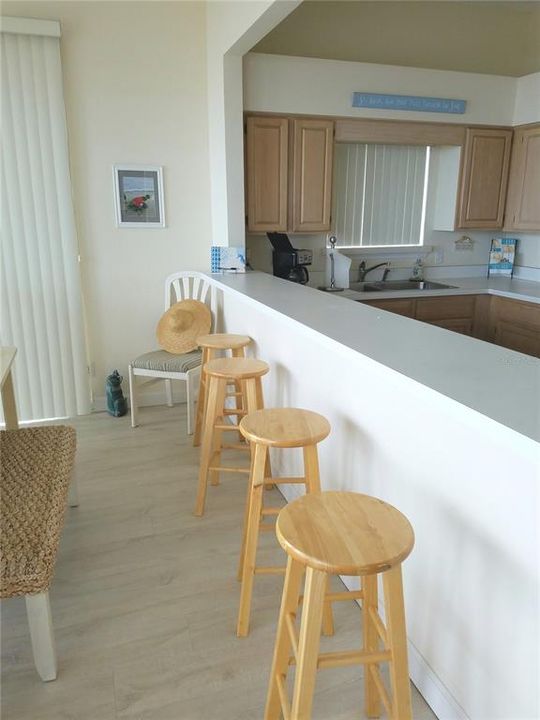 На продажу: $1,375,000 (2 спален, 2 ванн, 1120 Квадратных фут)