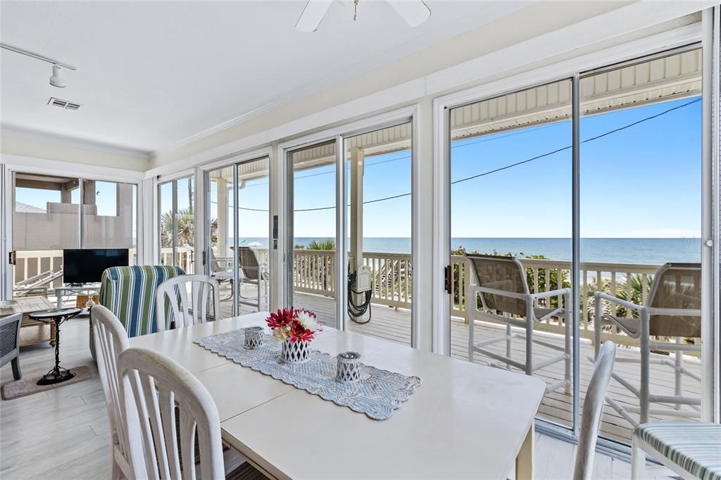 На продажу: $1,375,000 (2 спален, 2 ванн, 1120 Квадратных фут)