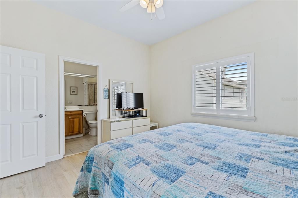 На продажу: $1,375,000 (2 спален, 2 ванн, 1120 Квадратных фут)