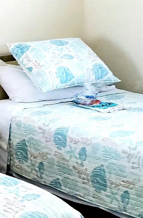 На продажу: $1,375,000 (2 спален, 2 ванн, 1120 Квадратных фут)