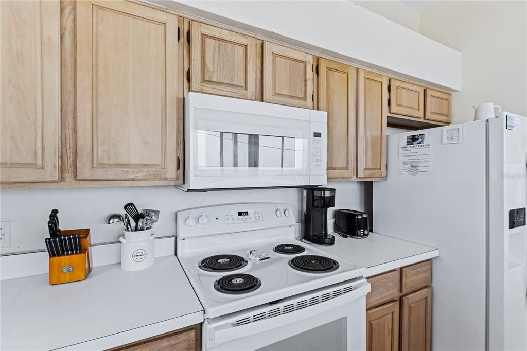 На продажу: $1,375,000 (2 спален, 2 ванн, 1120 Квадратных фут)