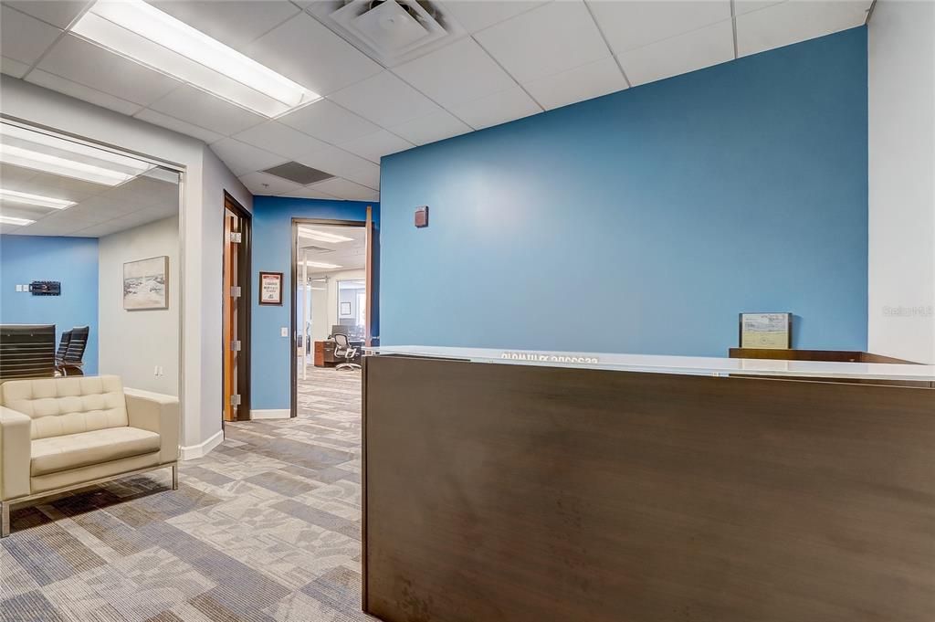 Activo con contrato: $86,705 (0 camas, 0 baños, 2995 Pies cuadrados)