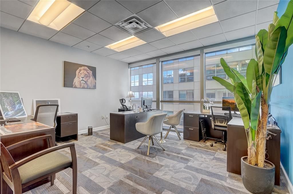 Activo con contrato: $86,705 (0 camas, 0 baños, 2995 Pies cuadrados)