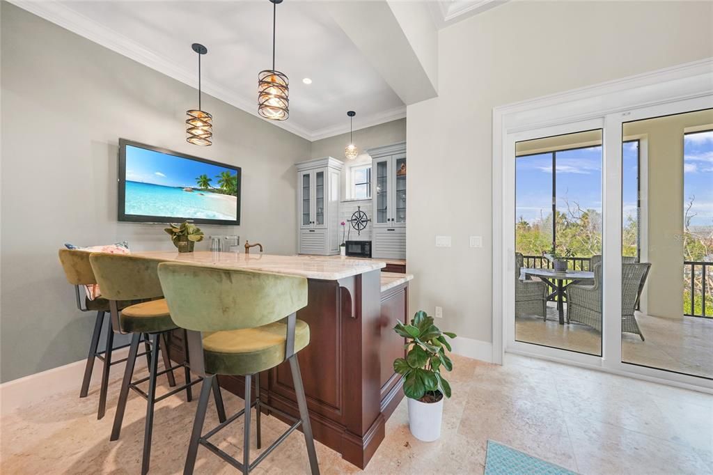 На продажу: $3,250,000 (3 спален, 3 ванн, 4460 Квадратных фут)